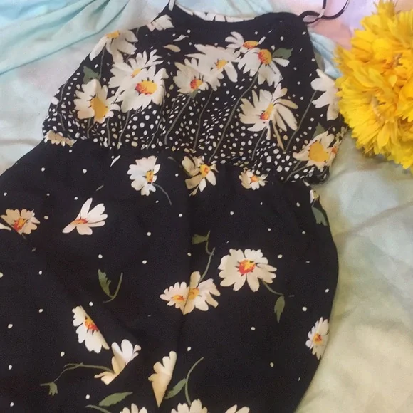 Le Lis Black White Daisy Floral Polka Dot Print Lined Maxi Dress NWT - Picture 10 of 15